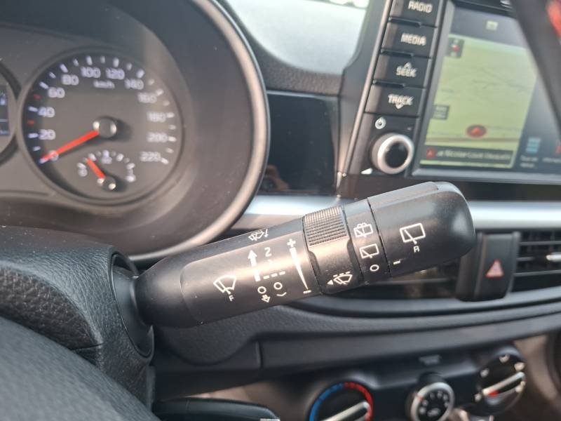 Kia Picanto - Photo 25