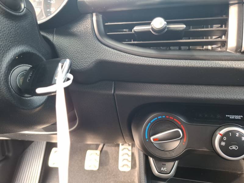 Kia Picanto - Photo 27