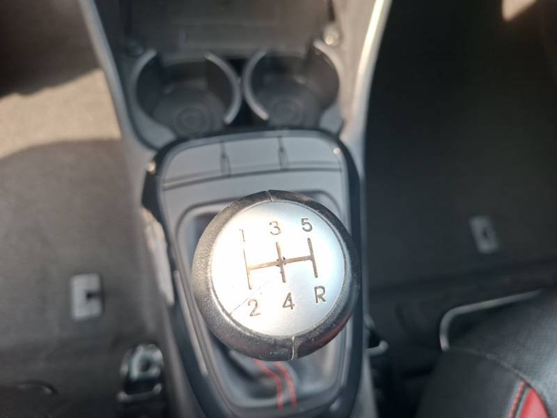 Kia Picanto - Photo 35