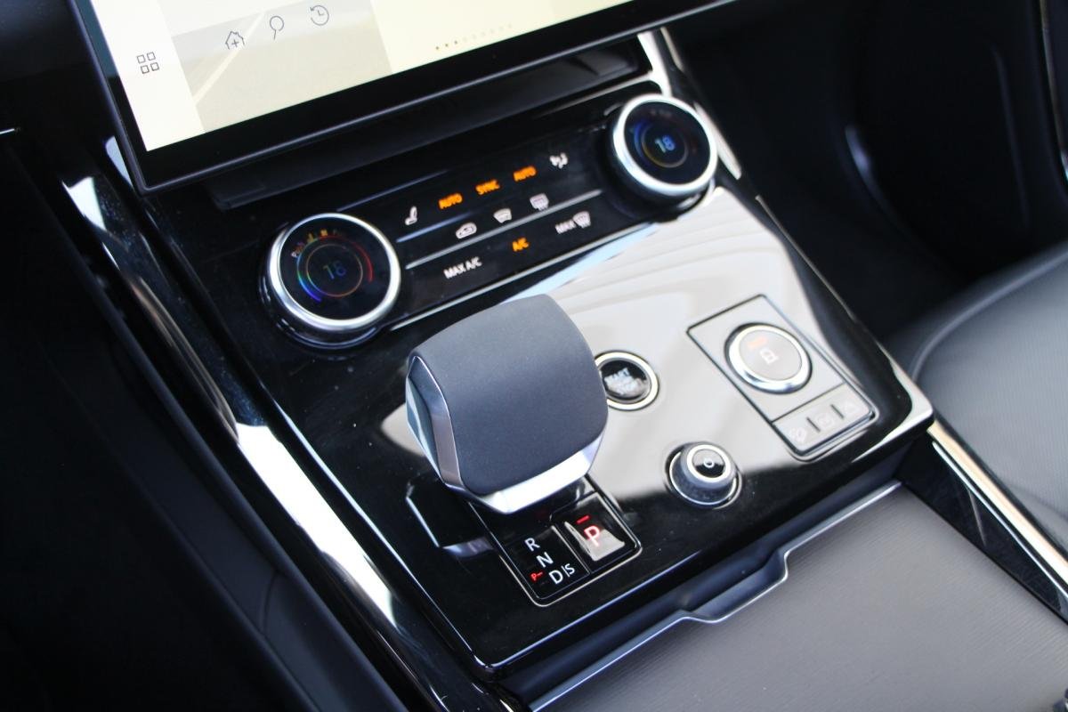 Land Rover Range Rover Sport - Photo 18