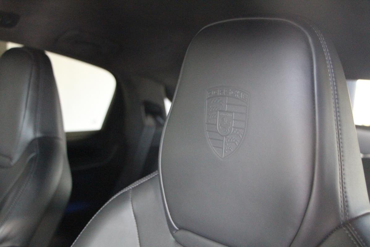 Porsche Cayenne - Photo 21