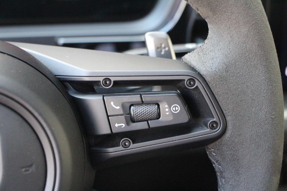 Porsche Cayenne - Photo 25