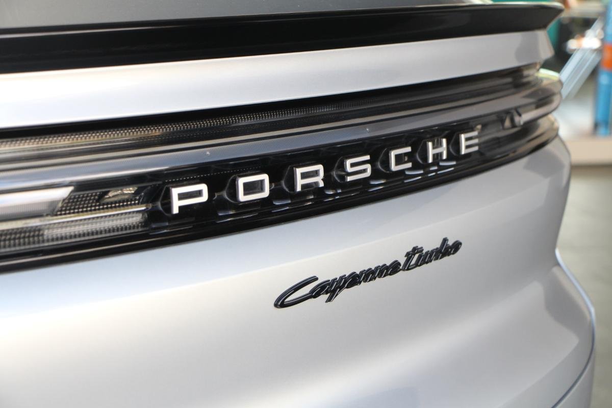 Porsche Cayenne - Photo 6