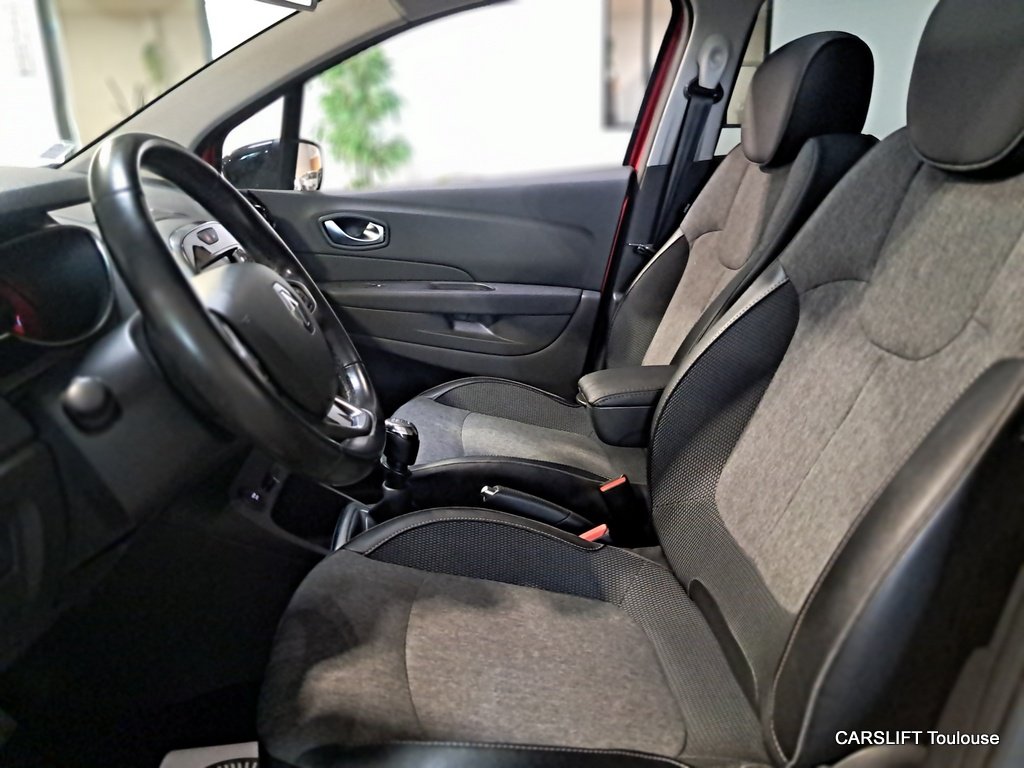Renault Captur - Photo 17