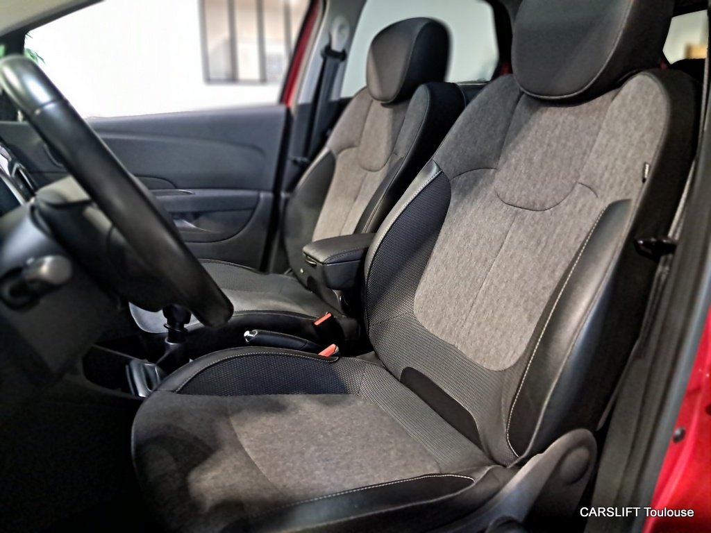 Renault Captur - Photo 18