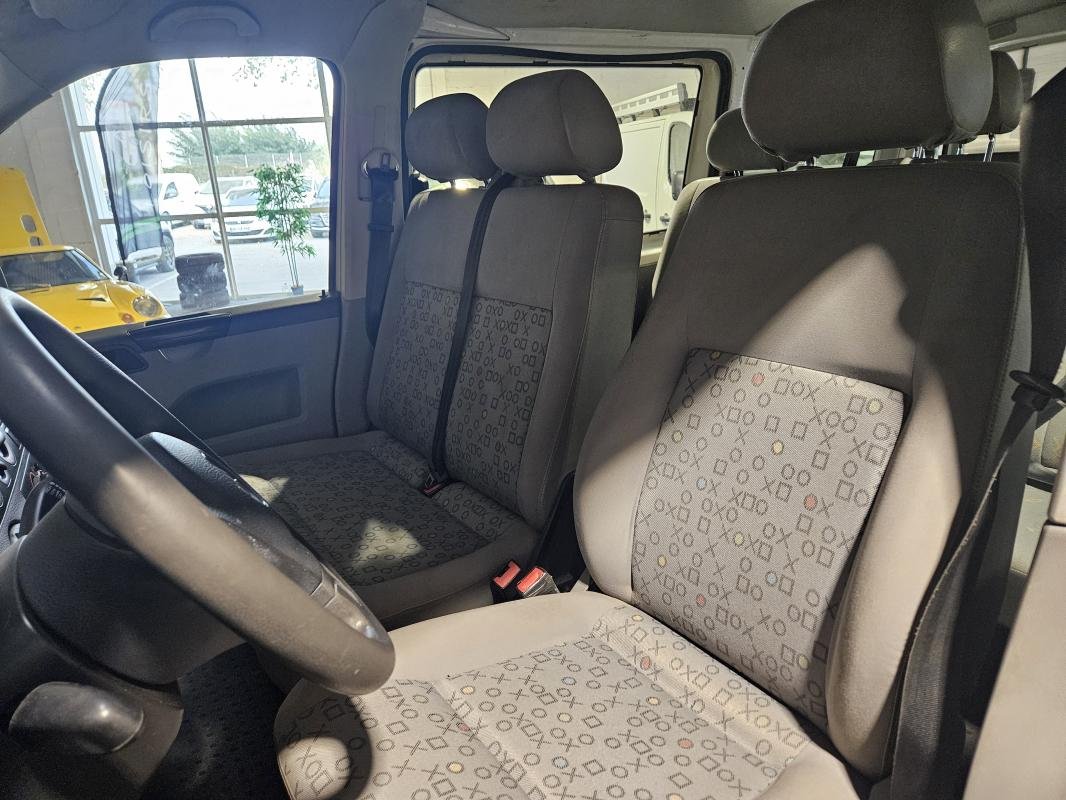 Volkswagen Transporter - Photo 12
