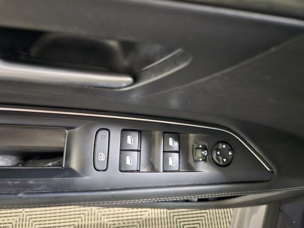 Peugeot 5008 - Photo 11