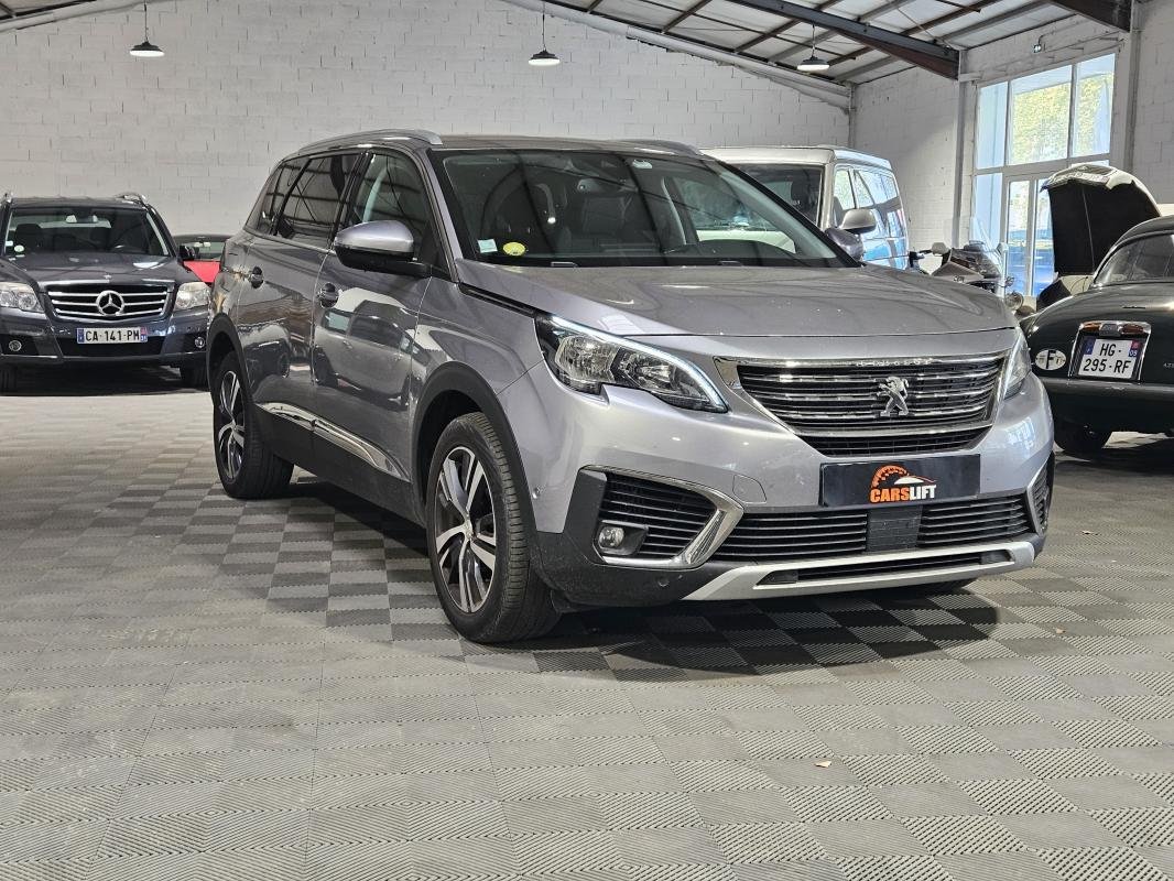 Peugeot 5008 - Photo 3