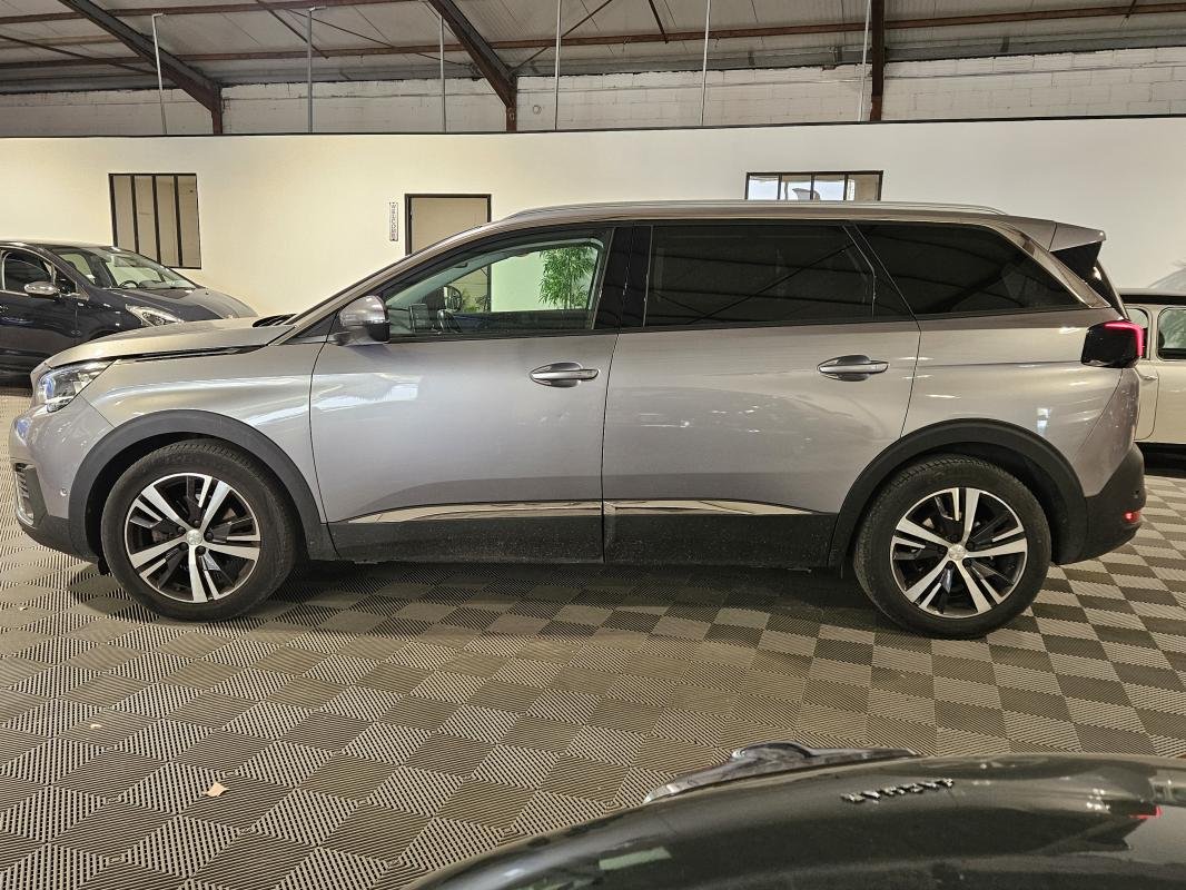 Peugeot 5008 - Photo 8