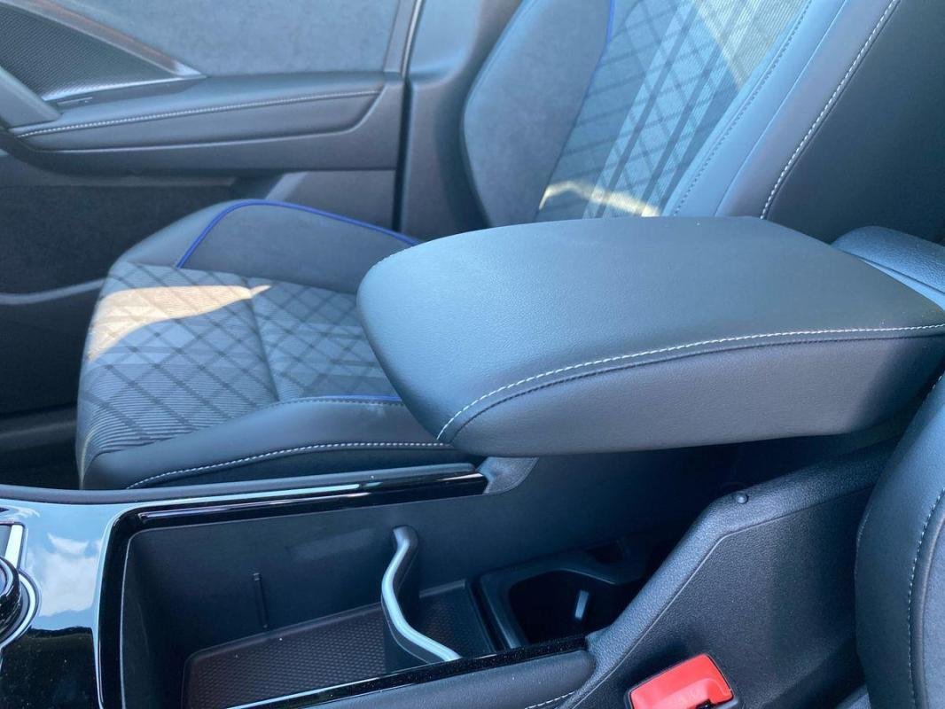 Volkswagen Tiguan - Photo 12