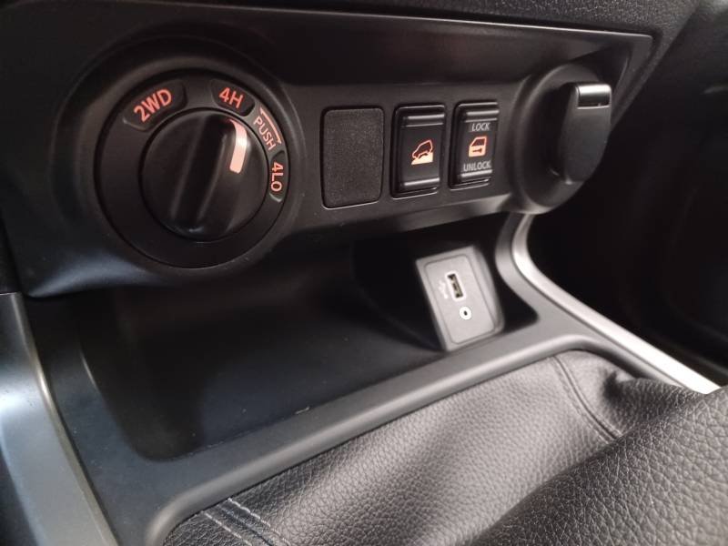 Nissan Navara - Photo 27
