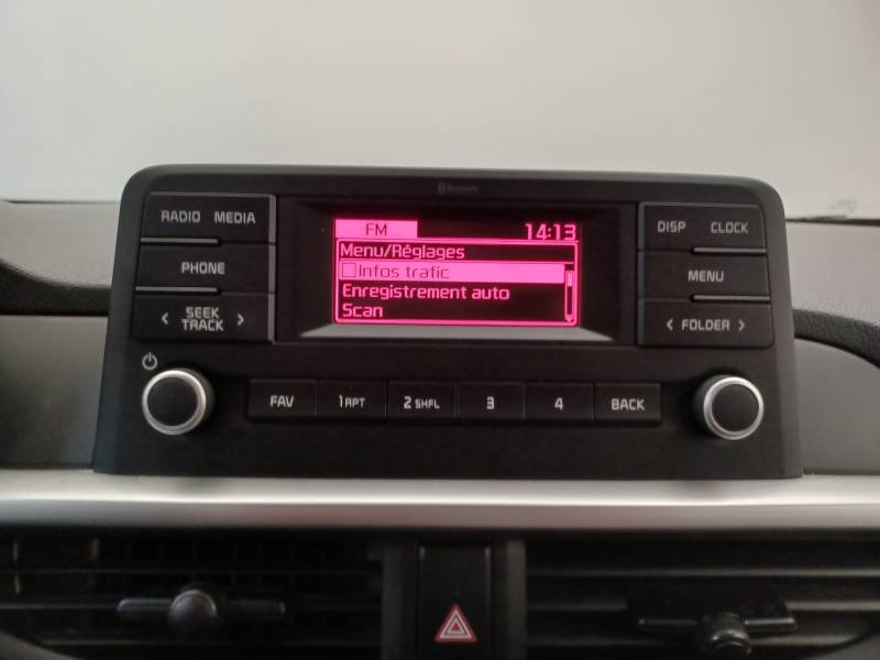 Kia Picanto - Photo 19