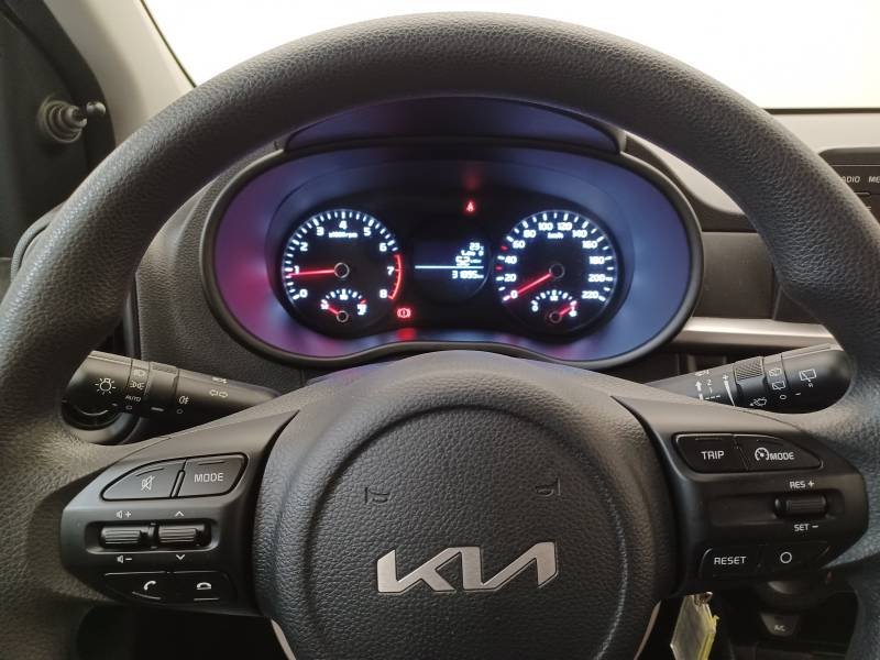 Kia Picanto - Photo 20
