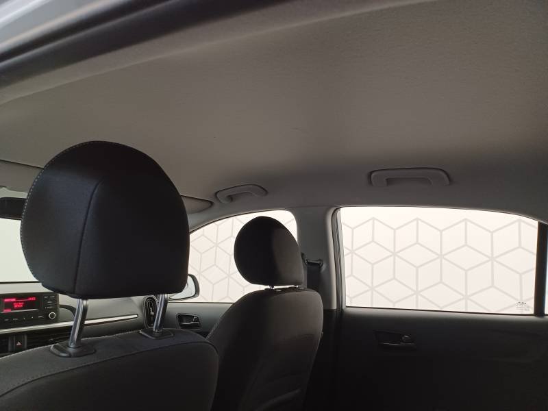 Kia Picanto - Photo 27