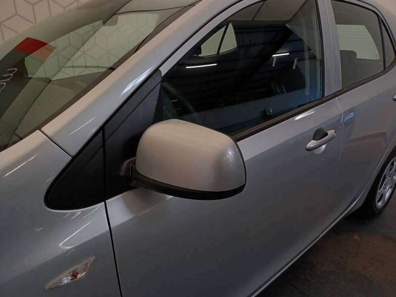 Kia Picanto - Photo 36