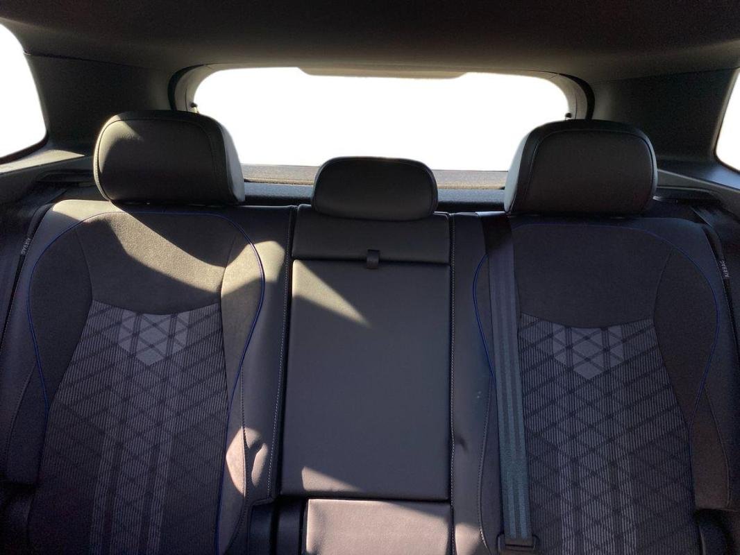 Volkswagen Tiguan - Photo 22