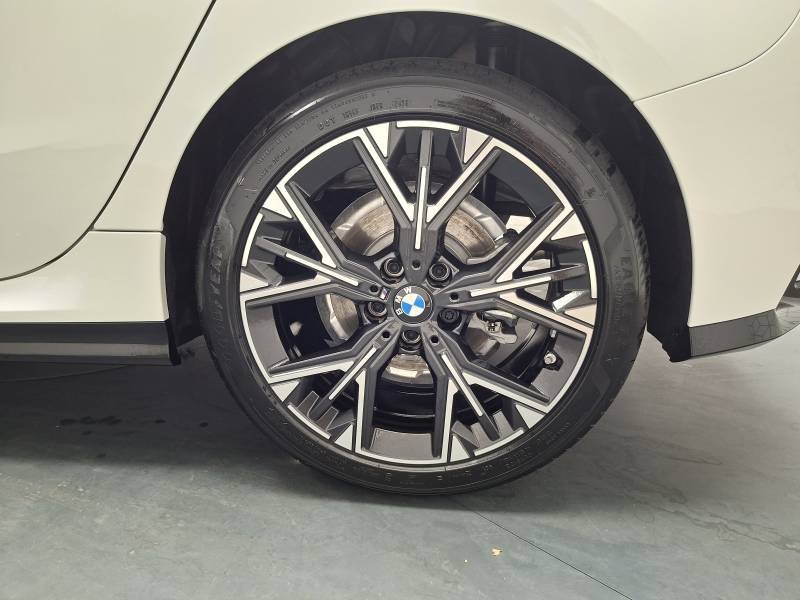 BMW Série 1 - Photo 12