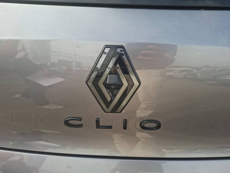 Renault Clio - Photo 16
