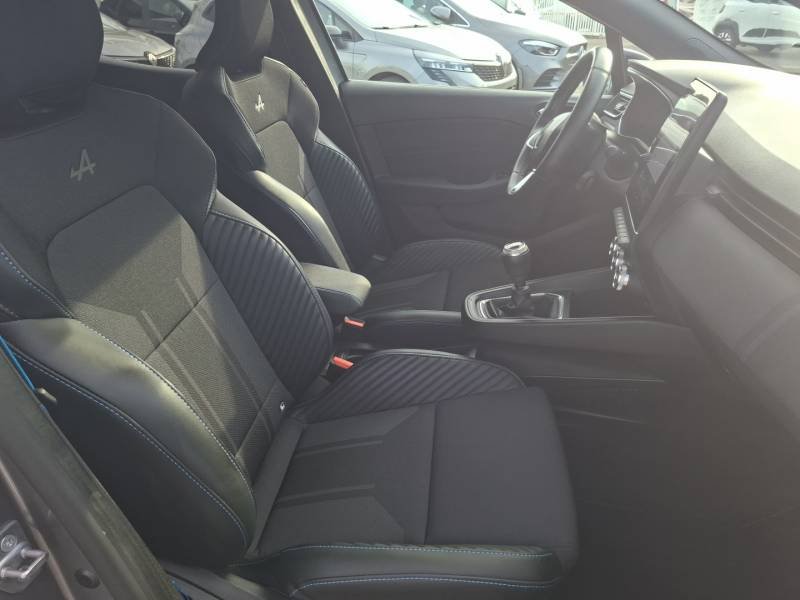 Renault Clio - Photo 23