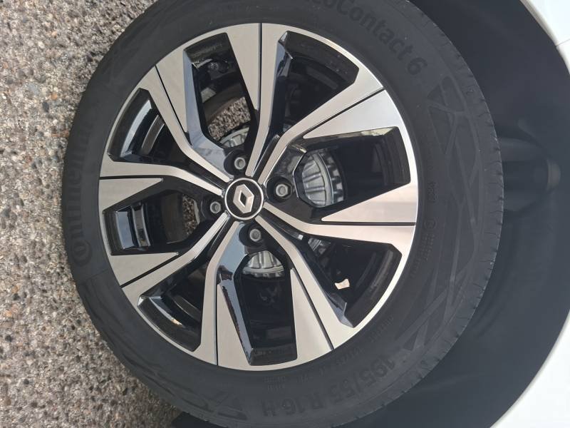 Renault Clio - Photo 20