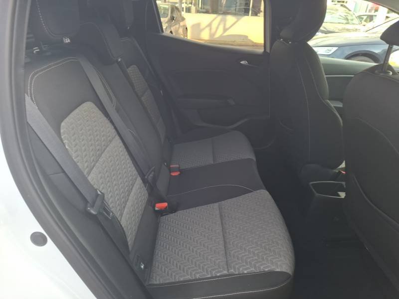 Renault Clio - Photo 21