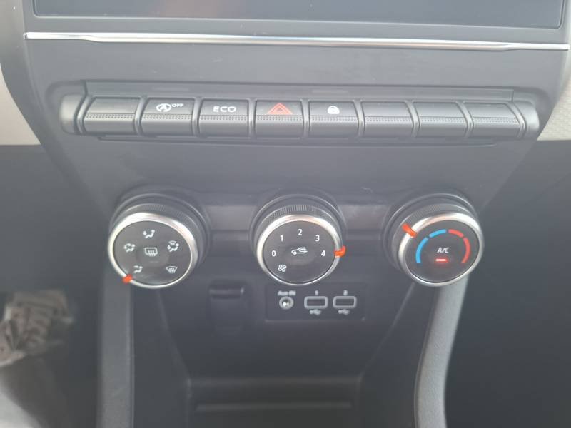 Renault Clio - Photo 25
