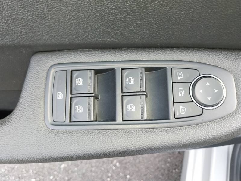Renault Clio - Photo 24