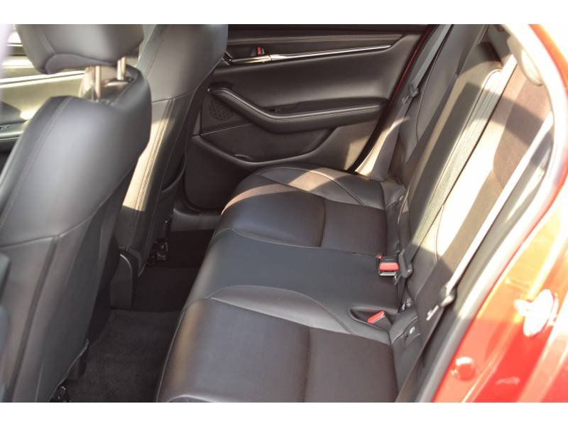 Mazda 3 - Photo 28
