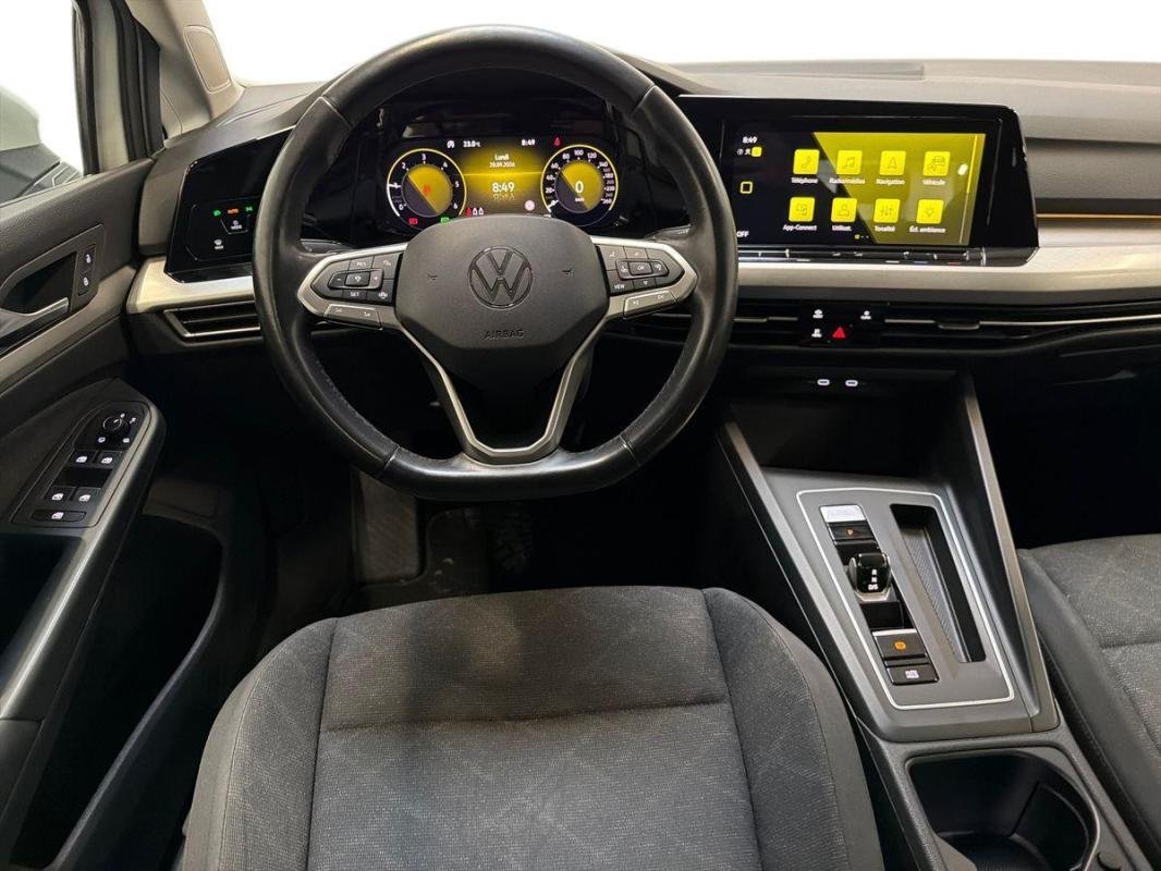Volkswagen Golf - Photo 24