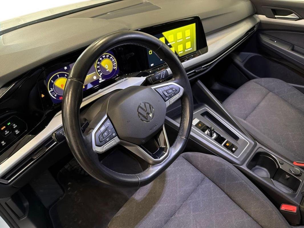 Volkswagen Golf - Photo 9