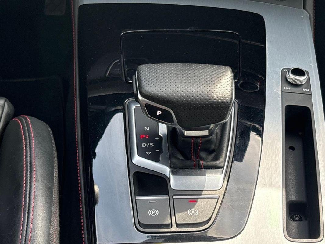 Audi Q5 Sportback - Photo 11