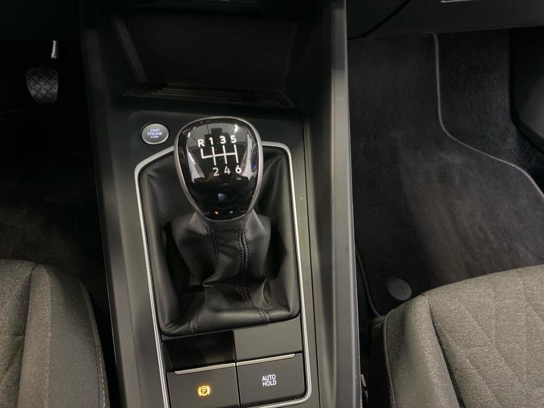 Volkswagen Golf - Photo 11