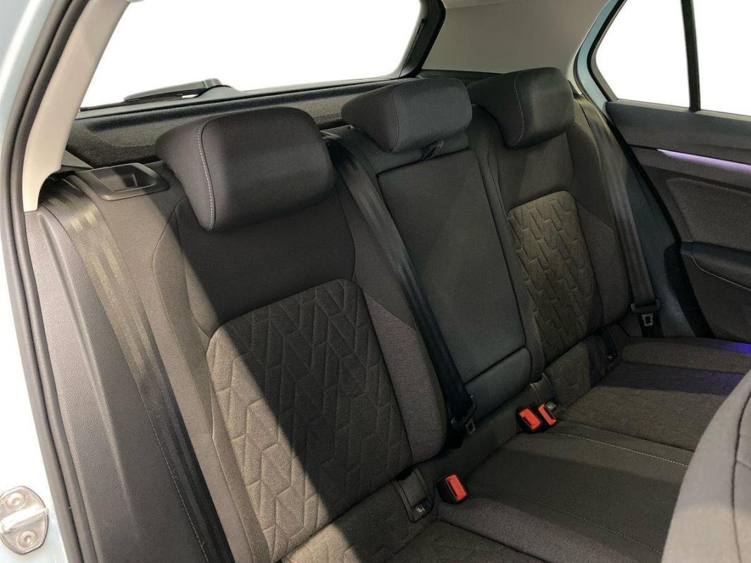 Volkswagen Golf - Photo 23