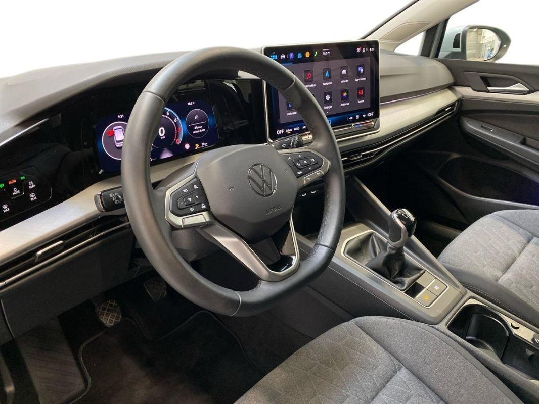 Volkswagen Golf - Photo 9
