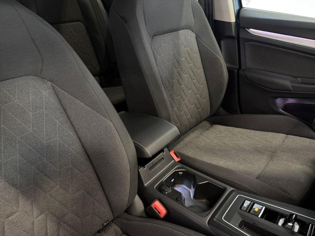 Volkswagen Golf - Photo 12