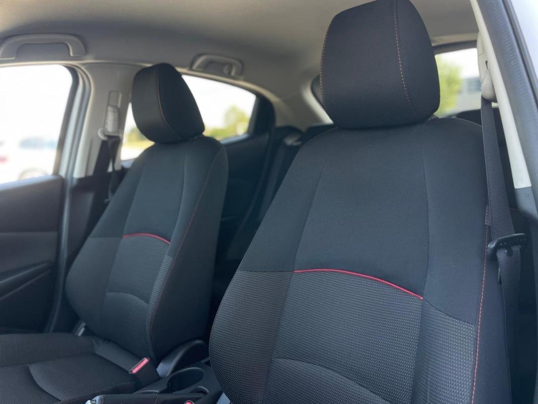 Mazda 2 - Photo 14