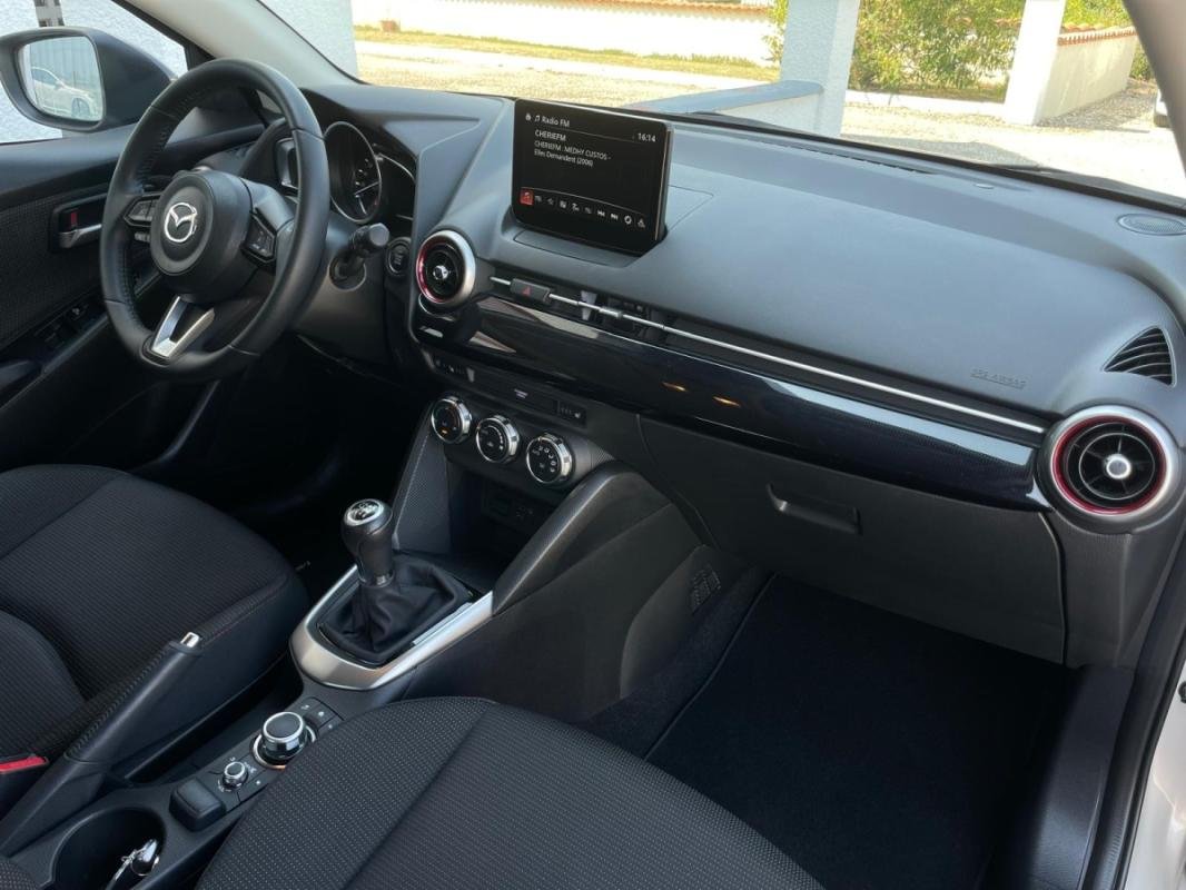 Mazda 2 - Photo 16