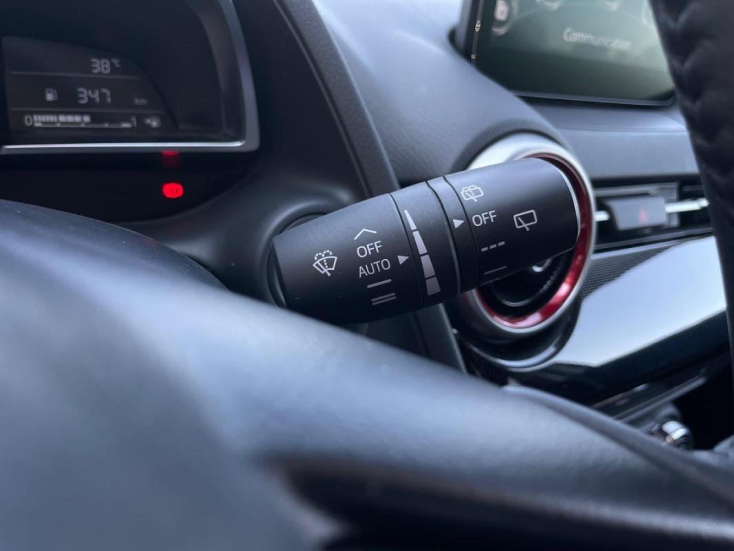 Mazda 2 - Photo 36