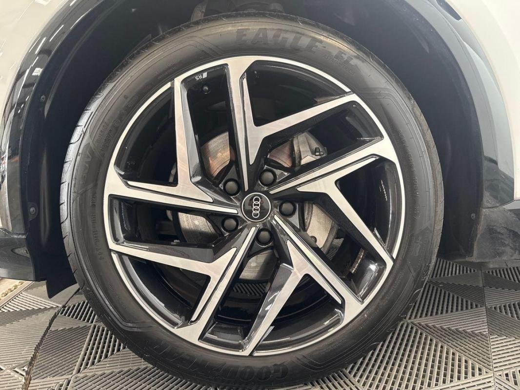 Audi q6 e-tron - Photo 29