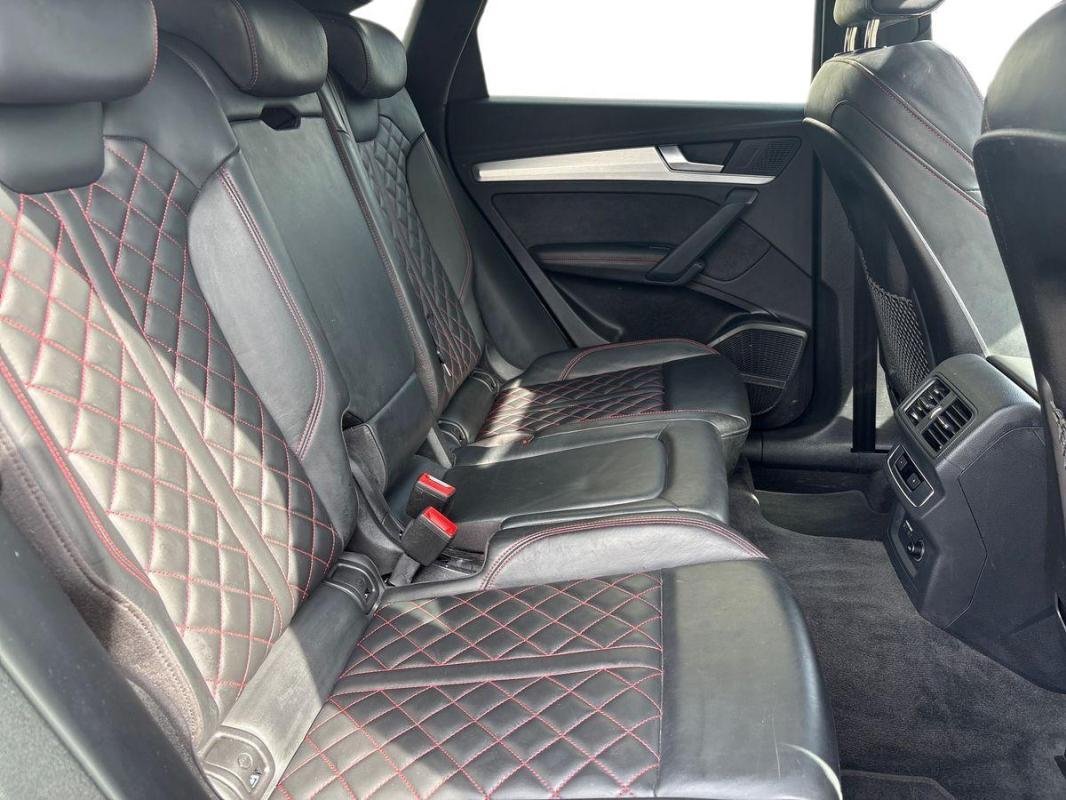 Audi Q5 Sportback - Photo 23