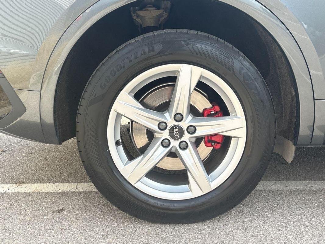 Audi Q5 Sportback - Photo 28
