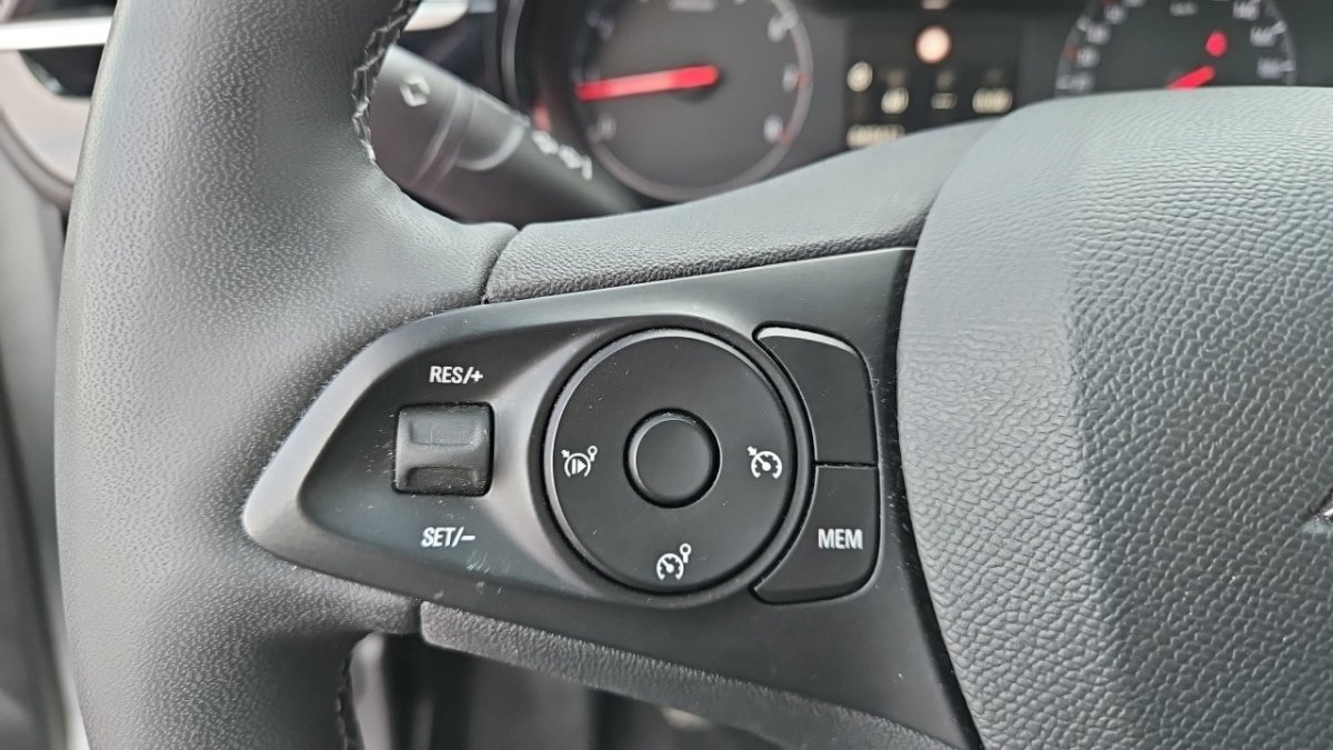Opel Corsa - Photo 21