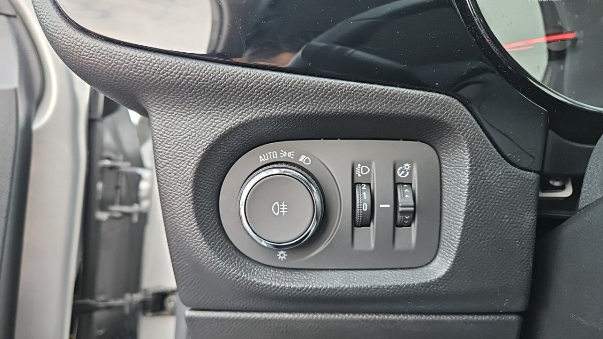 Opel Corsa - Photo 24