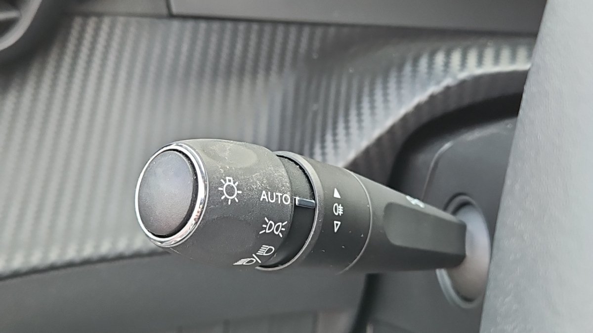 Peugeot 208 - Photo 25