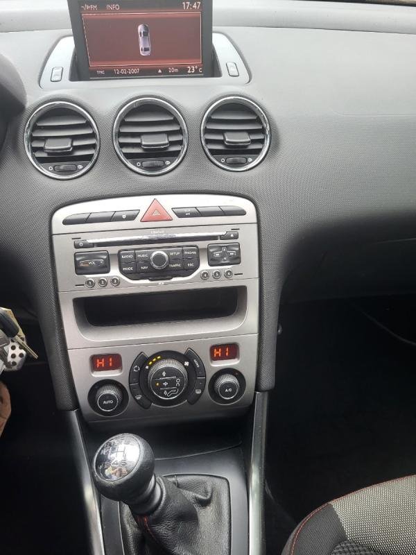 Peugeot 308 - Photo 7