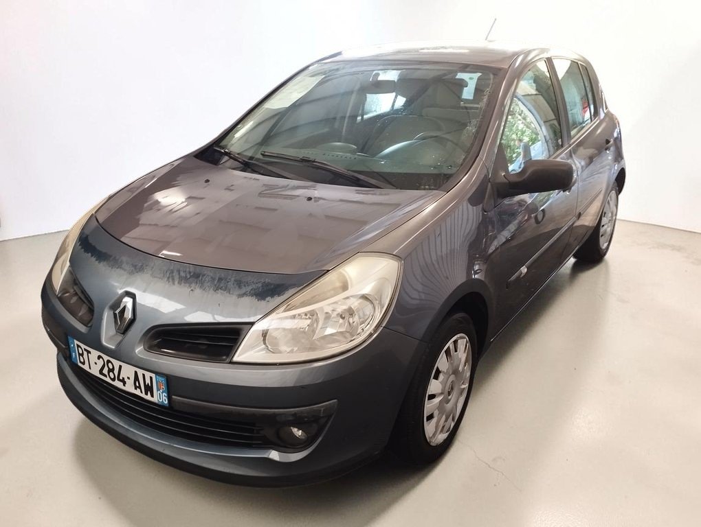 Renault Clio - Photo 1