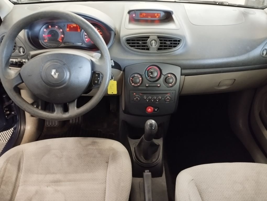 Renault Clio - Photo 3