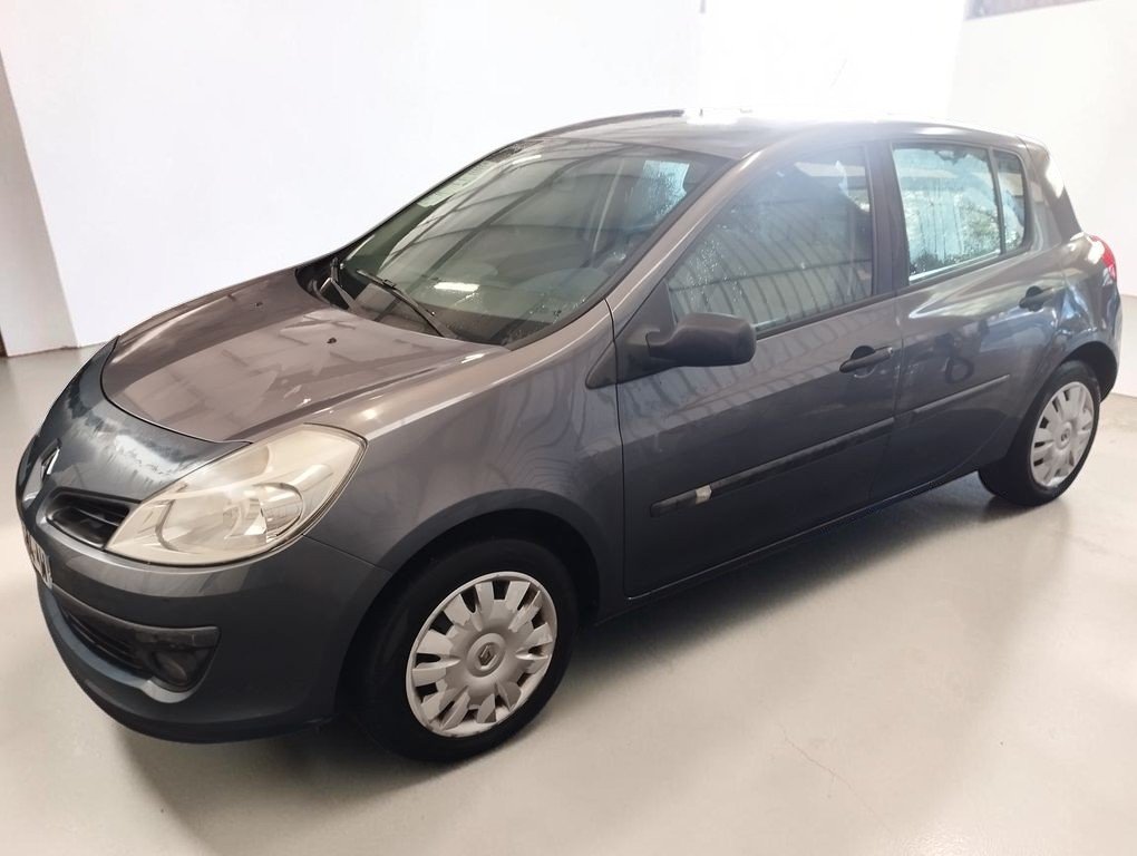 Renault Clio - Photo 6