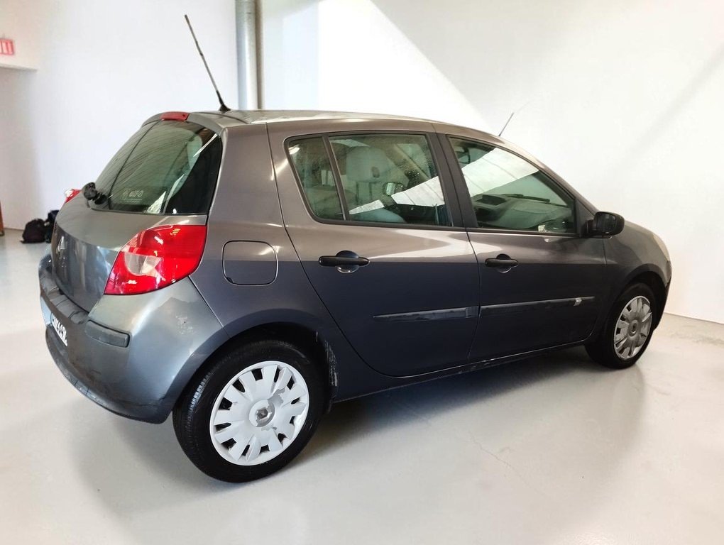 Renault Clio - Photo 7