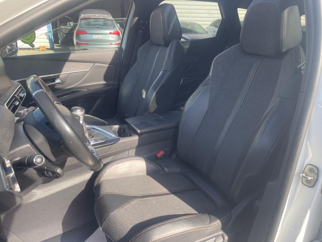 Peugeot 3008 - Photo 13